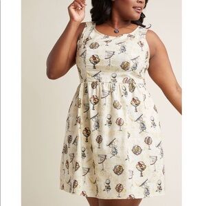 Retrolicious Astronomy Dress RARE Earth Globe and telescopes